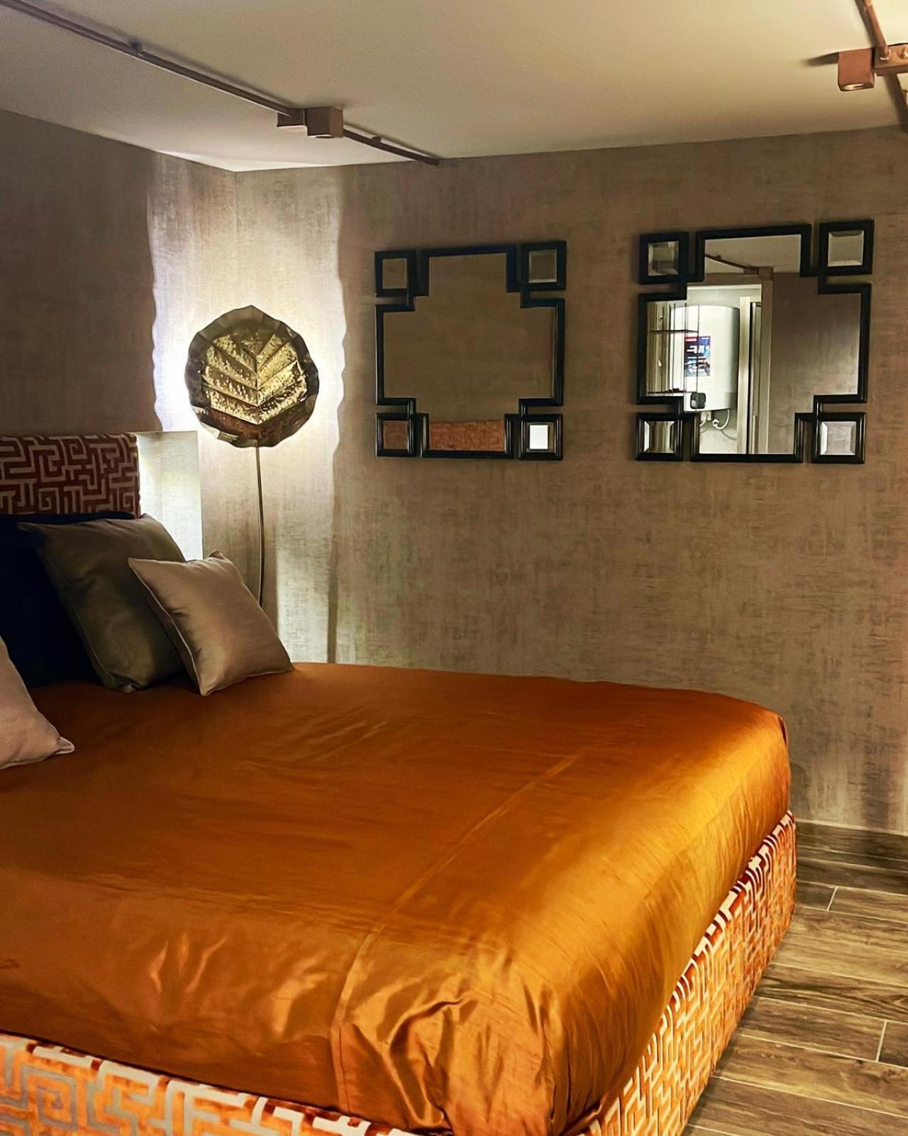 Portrait Luxury Loft Apartment Bari Exterior foto